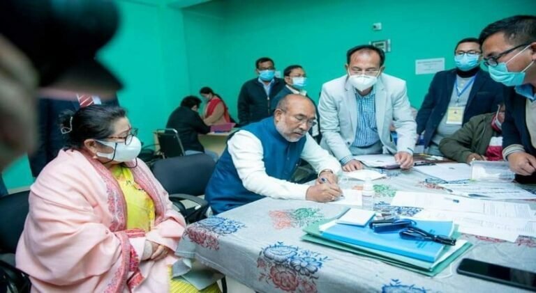 മണിപ്പൂരിൽ ബിരേൻ സിങ് പത്രിക സമർപ്പിച്ചു