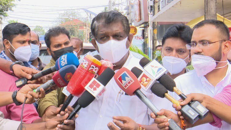 ഓട്ടോ ടാക്സി നിരക്ക് വർധിപ്പിക്കുമെന്ന് മന്ത്രി