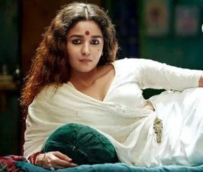 ഗംഗുഭായ് കത്തിയവാഡി 26 ന് നെറ്റ്ഫ്ലിക്സിൽ