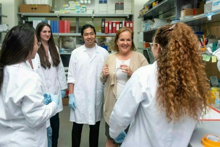 അബുദാബിയിൽ അവസരങ്ങളുമായി മൂന്ന് ഉന്നത ഗവേഷണ കേന്ദ്രങ്ങൾ