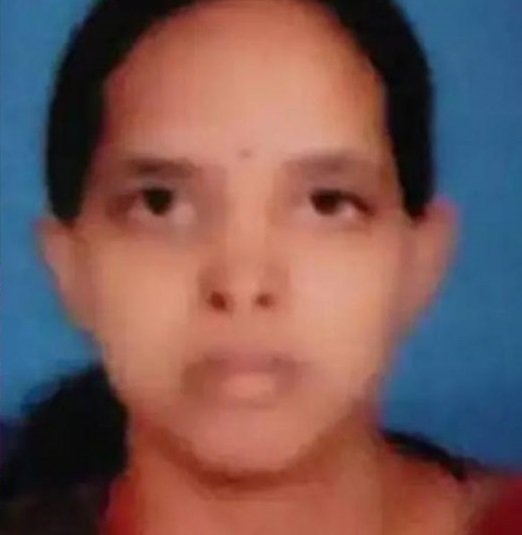 അഴിമതിക്ക് പറ്റില്ലെങ്കിൽ സർക്കാർ ജോലിക്ക് നിൽക്കരുത് – ആത്മഹത്യ ചെയ്ത ആർ ടി ഒ  ഓഫീസ് ജീവനക്കാരിയുടെ കുറിപ്പ്