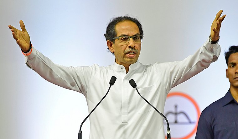 മഹാരാഷ്ട്രയിൽ ചാക്കിട്ട് പിടുത്തം; ബി ജെ പി ഭരണ പങ്കാളിത്തത്തിലേക്ക്