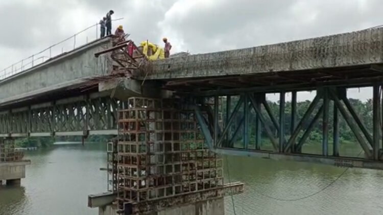 ഊരാളുങ്കൽ ലേബർ സൊസൈറ്റിക്ക് താക്കീത്