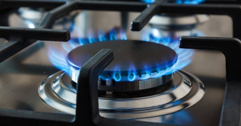 ഗ്യാസ് വില 50 രൂപ വീണ്ടും കൂട്ടി