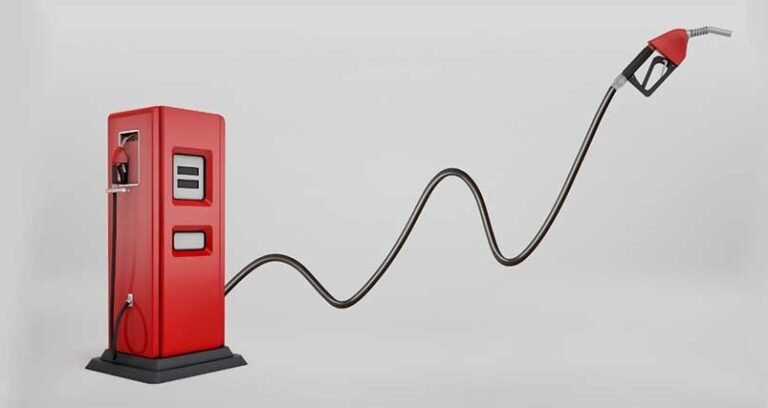 കഴിഞ്ഞ വർഷം 78 തവണ പെട്രോൾ വില കൂട്ടി