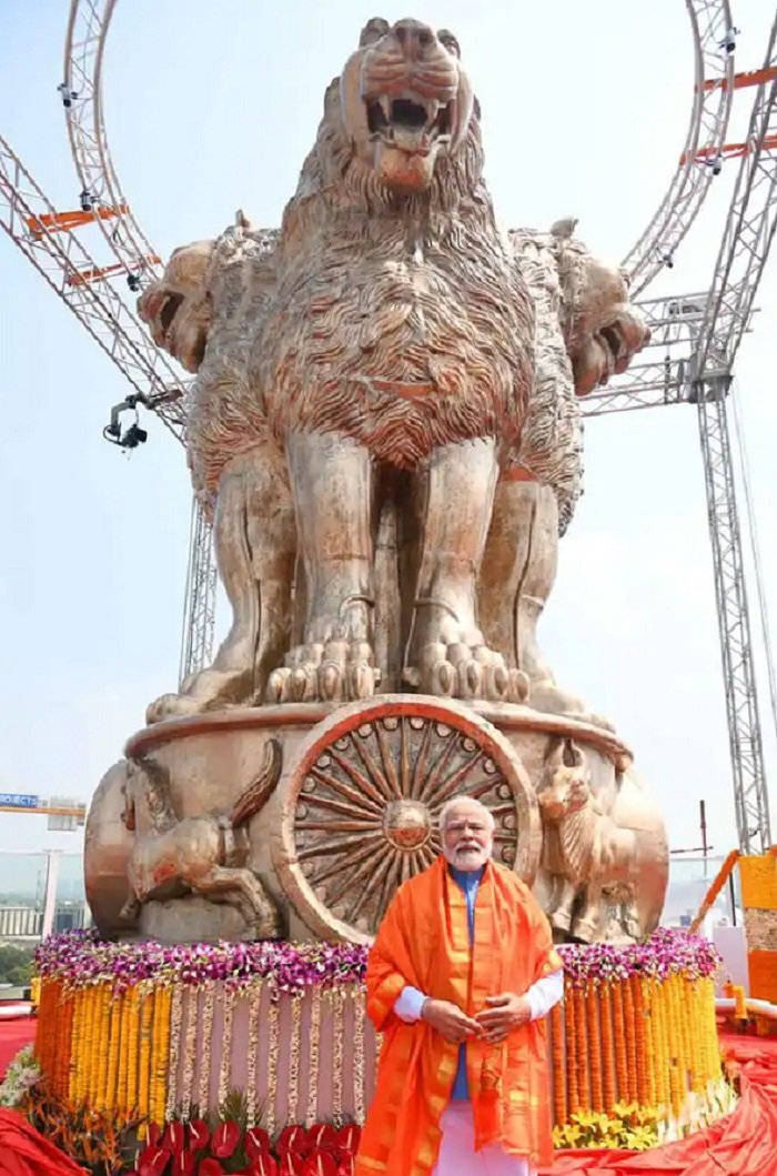 പ്രധാനമന്ത്രി അനാച്ഛാദനം ചെയ്ത അശോക സ്തംഭത്തിന് ഹിംസാ ഭാവം; പ്രതിഷേധങ്ങളും പരിഹാസവും നിറച്ച് നേതാക്കൾ