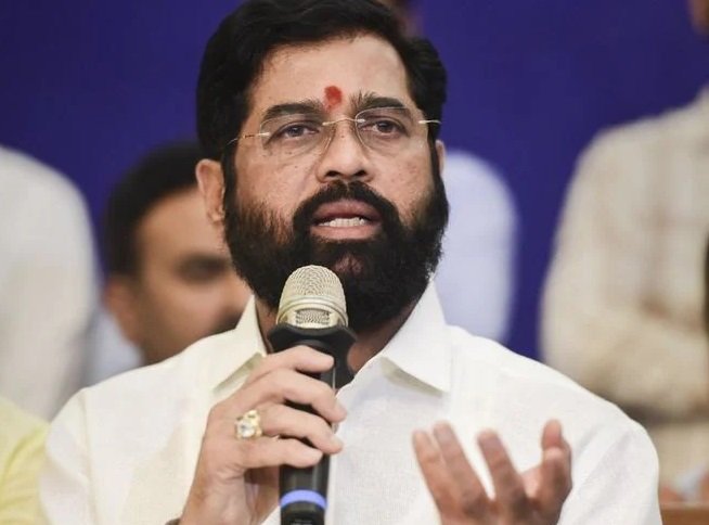 മഹാരാഷ്ട്ര പിടിച്ചു; ഷിന്ദേ മുഖ്യമന്ത്രി