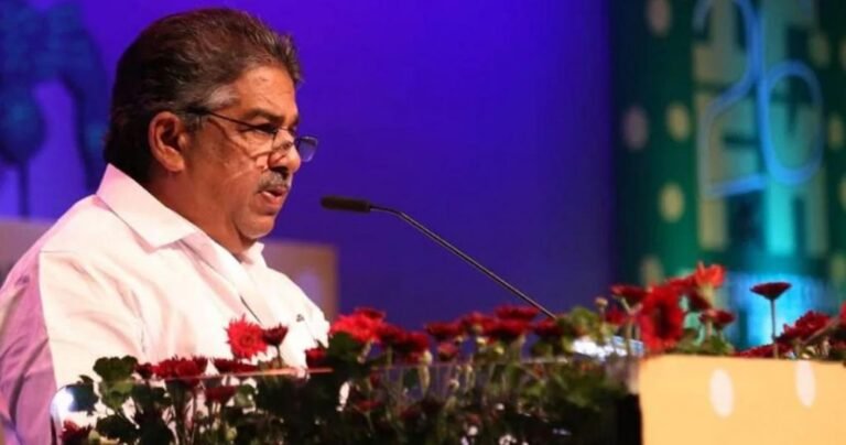 സജി ചെറിയാൻ്റെ വകുപ്പുകൾ – റിയാസിനും വാസവനും വി അബ്ദുറഹ്മാനും ചുമതല