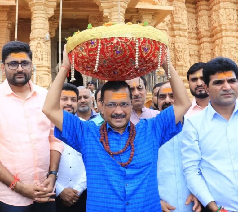 ഡൽഹി മോഡൽ ക്ഷേമ വാഗ്ദാനങ്ങളുമായി എ എ പി ഗുജറാത്തിലേക്ക്, സ്ഥാനാർത്ഥി പട്ടിക പ്രസിധീകരിച്ചു