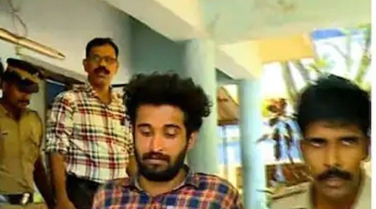 കൊച്ചി ഫ്ലാറ്റിലെ കൊലപാതകം, അർഷാദ് പൊലീസ് തിരയുന്ന പ്രതി