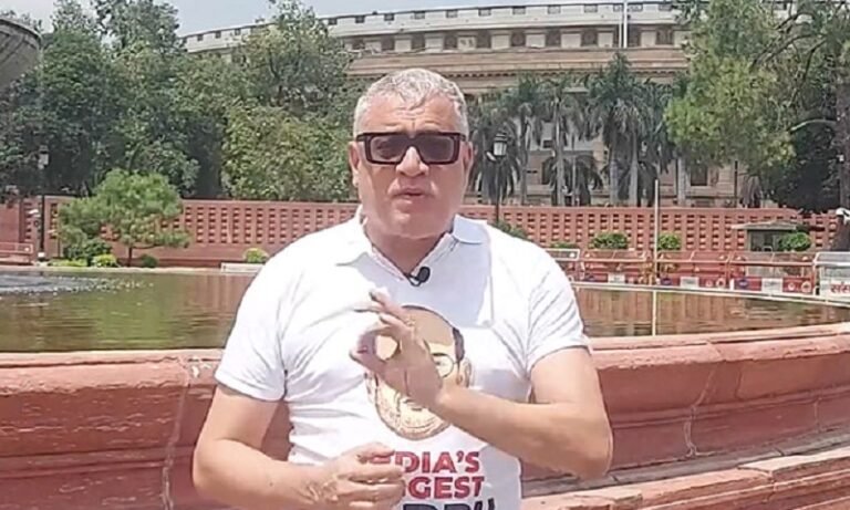 “ഇന്ത്യയിലെ ഏറ്റവും വലിയ പപ്പു” അമിത് ഷായ്ക്ക് എതിരെ ടീ ഷർട്ട് പ്രചാരണവുമായി തൃണമൂൽ