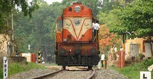 യാത്രക്കാരൻ തീവണ്ടിയിൽ  തൂങ്ങി മരിച്ചു