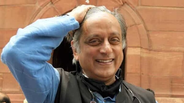 കോൺഗ്രസ് അധ്യക്ഷസ്ഥാനത്തേക്ക് ശശി തരൂരിന് കേരളത്തിൽ നിന്നും പിന്തുണയേറുന്നു