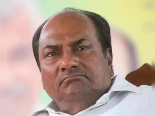 ആൻ്റണിയെ വിളിപ്പിച്ചു, അധ്യക്ഷ സ്ഥാനത്തേക്ക് പുതിയ പരിഗണനകൾ