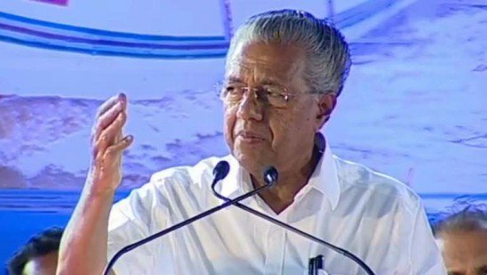 കോൺഗ്രസ് ബി ജെ പിയെ നേരിടുന്നത് അവരുടെ അടയാളങ്ങൾ സ്വീകരിച്ചുകൊണ്ട് – പിണറായി