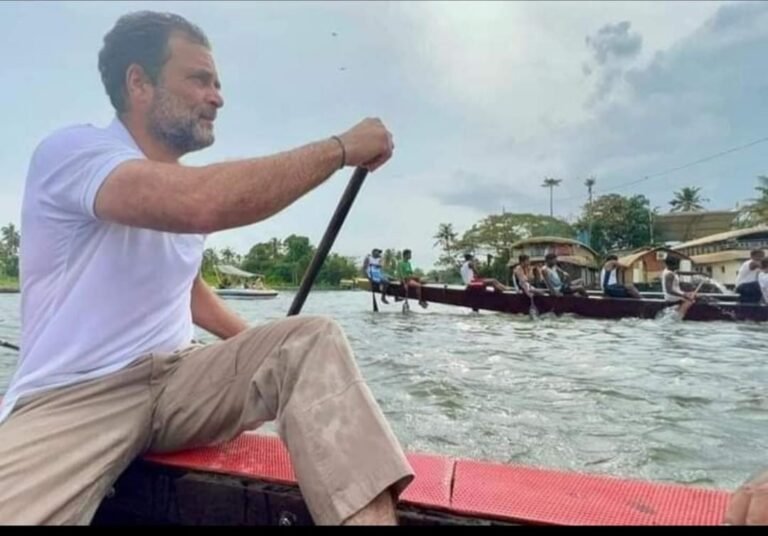 കോൺഗ്രസ് അധ്യക്ഷ സ്ഥാനത്തേക്ക് രാഹുൽ ഇല്ല; ഗ്രൂപ്പ് ചിത്രങ്ങളും മാറുന്നു