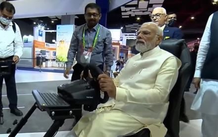 പെട്രോളിനും ഡീസലിനും ഇനിയും വില കൂടും, ഇത്തവണ എഥനോളിൻ്റെ പേരിൽ