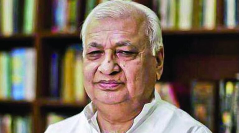 സെനറ്റ് യോഗത്തിന് എത്തിയില്ല, കേരള സർവ്വകലാശാലയിൽ 15 നോമിനികളെ പിരിച്ചയച്ച് ഗവർണർ