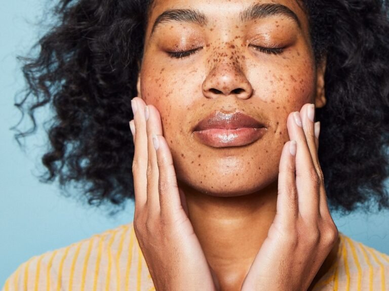 മുറിവൈദ്യം മുഖത്ത് വേണ്ട; ജൈവമായാലും തൊലി പാച്ചാവും