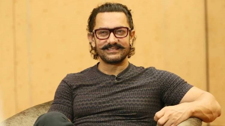 വിദ്വേഷ പ്രചാരണത്തിൽ വീണു, അഭിനയം വിടുന്നതായി ആമിർ ഖാൻ