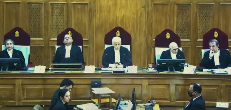 സാമ്പത്തിക സംവരണം ഭരണഘടനാ ബെഞ്ച് ശരിവെച്ചു; ചീഫ് ജസ്റ്റീസ് വിയോജിച്ചു