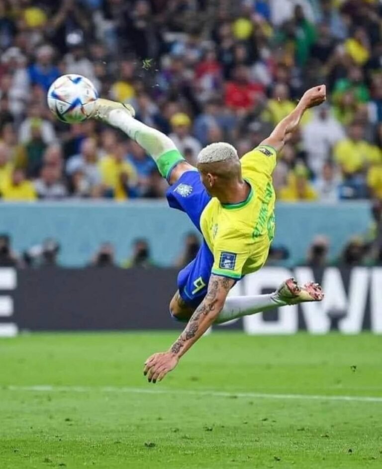 തുടക്കമിട്ട് ബ്രസീൽ, കാണാതെ പോകരുത് റിച്ചാലിസൻ്റെ ബൈസിക്കിൾ കിക്ക്