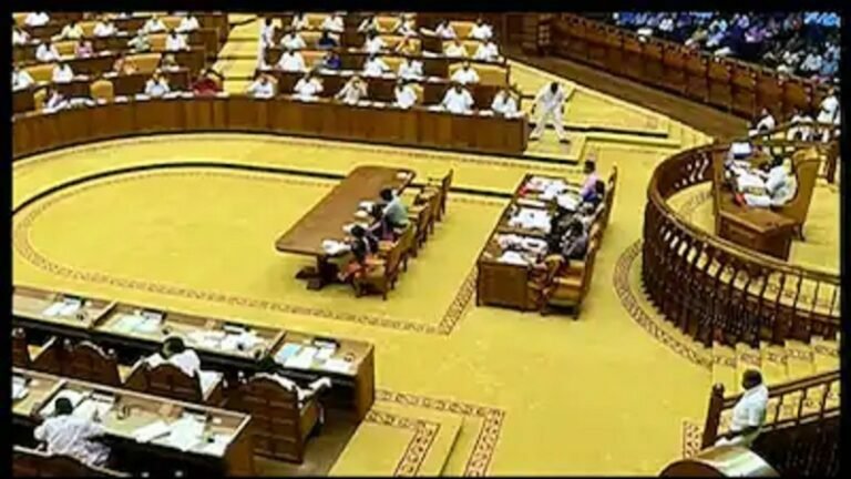 ഗവർണറുടെ ലീഗൽ അഡ്വൈസറും സ്റ്റാൻഡിങ് കോൺസലും രാജിവെച്ചു,