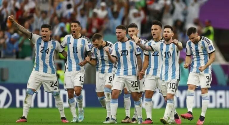 തിരിച്ച് പിടിച്ചിട്ടും കീഴടക്കാനാവാതെ നെതർലൻഡ്; തീപ്പൊരിയായ് അർജൻ്റീന സെമിയിൽ