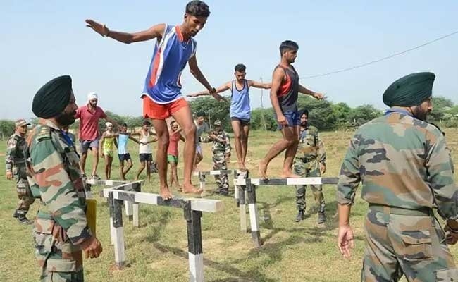 അഗ്നിപഥ് കരാർ ശിപായിക്കും താഴെ; കോടതിക്ക് മുന്നിൽ വെളിപ്പെടുത്തി കേന്ദ്ര സർക്കാർ