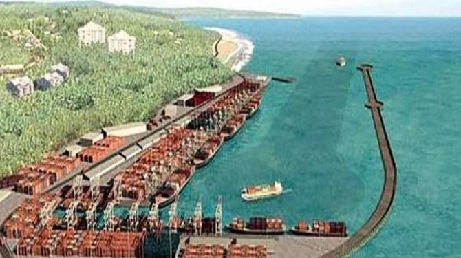 വിഴിഞ്ഞം തുറമുഖം അടുത്ത ഓണത്തോടെ, നിർമ്മാണം ഇരട്ടി വേഗത്തിൽ