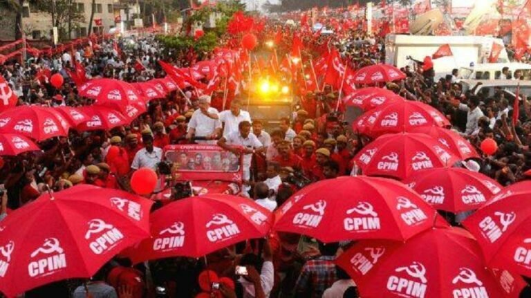 തെക്കും വടക്കും പോര്, സി പി എം വിവാദ ചൂടിൽ