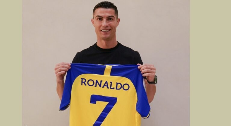 ക്രിസ്റ്റ്യാനോ റൊണാൾഡോ സൗദി ക്ലബ്ബിൽ; 1770 കോടി രൂപയുടെ കരാർ