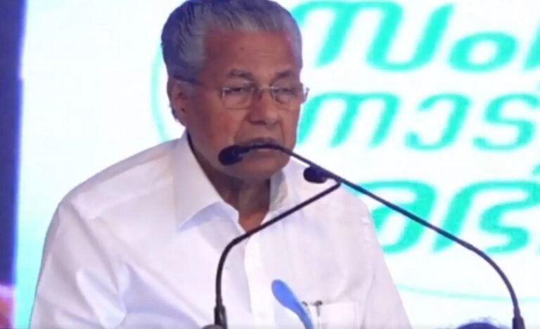 കക്ഷി രാഷ്ട്രീയം നാടിൻ്റെ വികസനത്തെ ബാധിക്കരുത്, പ്രതിപക്ഷത്തെ ഓർമ്മപ്പെടുത്തി മുഖ്യമന്ത്രി