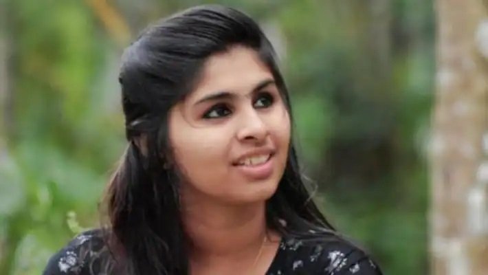 അഞ്ജുശ്രീയുടേത് ഭക്ഷ്യവിഷബാധയല്ല, ആത്മഹത്യാ കുറിപ്പ് കണ്ടെടുത്ത് പൊലീസ്