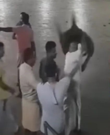 സി പി എം നേതാവും സംഘവും സ്ഥാപനം തകർക്കാൻ ശ്രമിക്കുന്നതായി വ്യവസായിയുടെ പരാതി