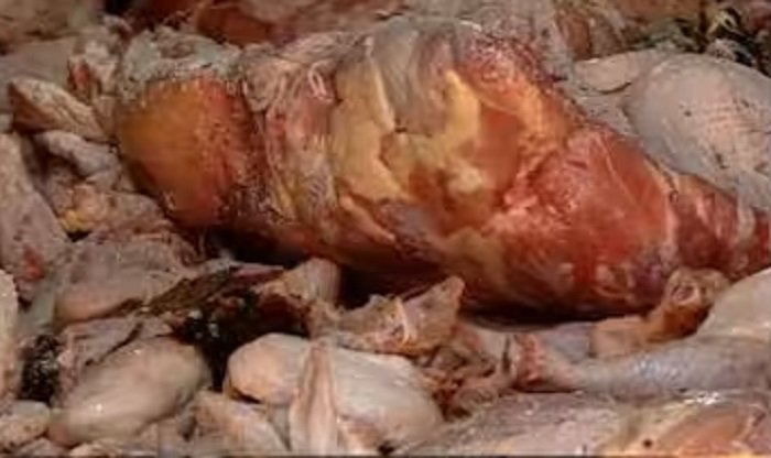 ചീഞ്ഞ കോഴിയിറച്ചി; പറ്റുകാരുടെ ലിസ്റ്റിൽ വൻകിട ഹോട്ടലുകളും മാളും