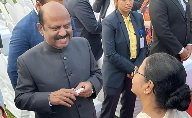 സംസ്ഥാനവുമായി നല്ല ബന്ധത്തിൽ, ബംഗാൾ ഗവർണറെ ഡൽഹിക്ക് വിളിപ്പിച്ചു