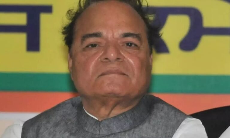 ജോഡോ യാത്രയ്ക്കിടെ കുഴഞ്ഞുവീണ് കോണ്‍ഗ്രസ് എം പി  മരിച്ചു