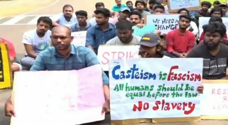 കെ.ആര്‍. നാരായണന്‍ ഇന്‍സ്റ്റിറ്റ്യൂട്ടിലെ വിദ്യാർഥി സമരം തീർപ്പായി, അടൂരിനോട് കലിപ്പ്