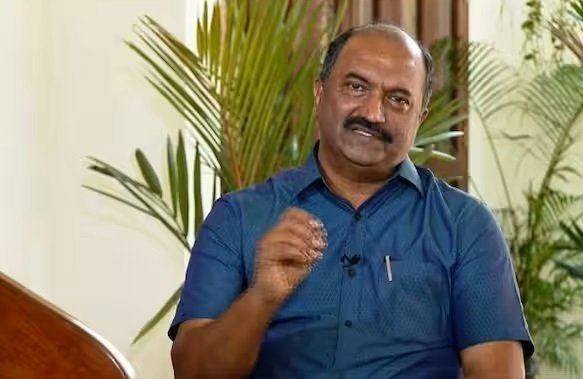 കാശുപിരിക്കാൻ ഉറച്ച് കേരള ബജറ്റ്; കെട്ടിട നികുതി, വൈദ്യുതി നിരക്ക്, ഭൂമിയുടെ ന്യായ വില, മദ്യം, പെട്രോൾ, ബൈക്ക്, കാർ എല്ലാത്തിനും  കൂടും