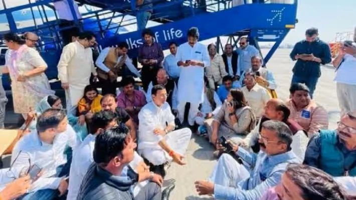 പവൻ ഖേരയ്ക്ക് സുപ്രീം കോടതി ജാമ്യം അനുവദിച്ചു