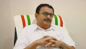 കെ മുരളീധരൻ പാർട്ടി പ്രവർത്തനം നിർത്തുമോ, നേതൃത്വം ആവശ്യപ്പെട്ടാൽ റെഡി എന്ന് പ്രഖ്യാപനം