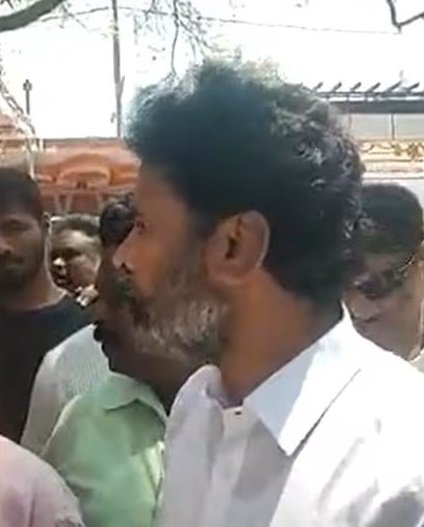 നിങ്ങൾക്ക് ഭർത്താവില്ലെ, സിന്ദൂരമണിയാത്തതെന്ത്; കട നടത്തുന്ന യുവതിക്കെതിരെ ബി ജെ പി എംപിയുടെ ആക്രോശം