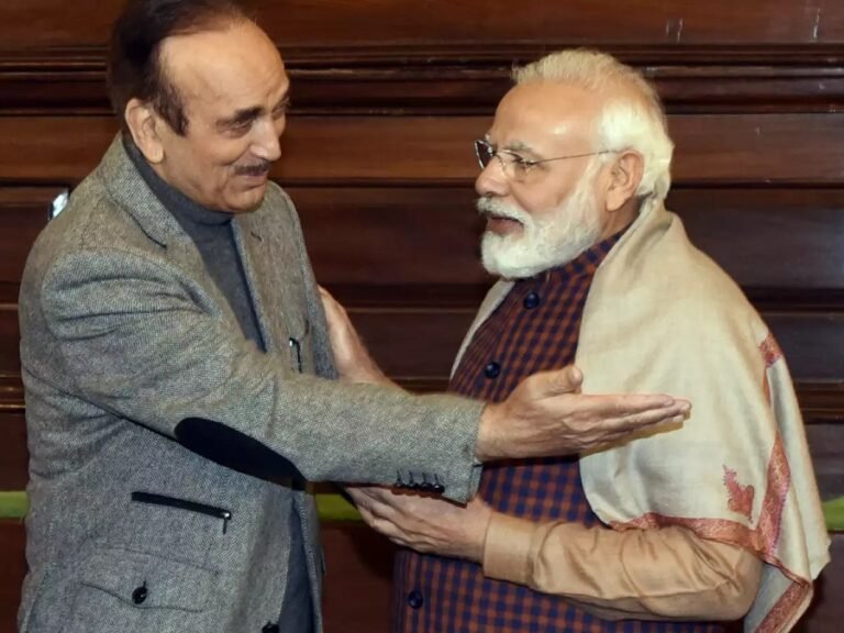 ബി ജെ പിയെ വളർത്തിയത് ഇപ്പോഴത്തെ കോൺഗ്രസ് നേതൃത്വം- ഗുലാം നബി ആസാദ്