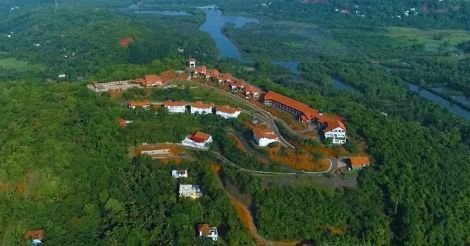 കണ്ണൂർ സിപിഎമ്മിലെ വിവാദത്തിൽ വെളിച്ചപ്പെട്ട വൈദേകം റിസോർട്ട് ഓഹരികൾ കേന്ദ്രമന്ത്രിക്ക് പങ്കാളിത്തമുള്ള കമ്പനിയുടെ കൈകളിൽ