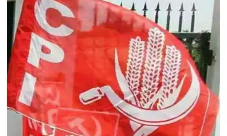 എ എ പി ദേശീയ പാർട്ടി, സി പി ഐയ്ക്ക് സ്ഥാനം നഷ്ടമായി