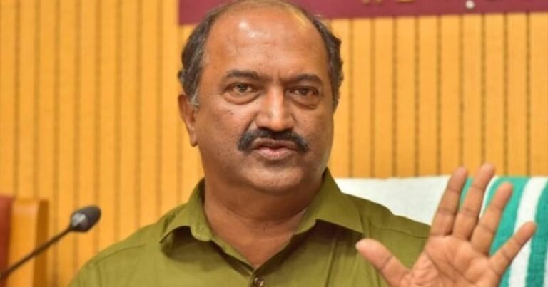 വായ്പാ തുകയിലും കടും വെട്ട്, കേന്ദ്ര നടപടി കേരളത്തെ ഞെരുക്കാനെന്ന് ധനമന്ത്രി