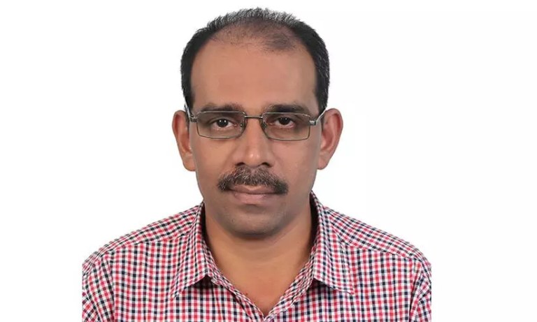 റസാഖ് പയമ്പ്രോട്ടിനെ പഞ്ചായത്ത് ഓഫീസിൽ തൂങ്ങി മരിച്ച നിലയിൽ കണ്ടെത്തി