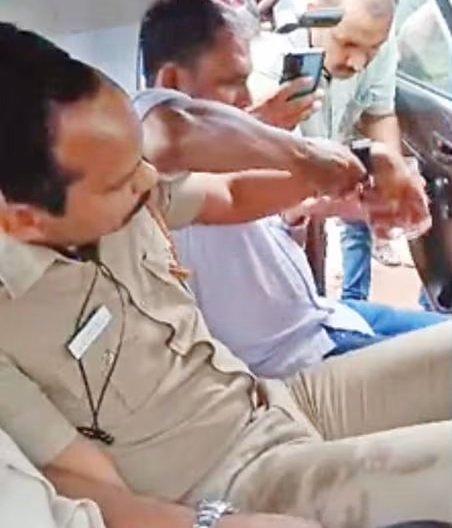 ദേശീയപാത നിർമ്മാണം കൈക്കൂലി ചാകര; അസി. മോട്ടോർ വെഹിക്കിൾ ഇൻസ്പെക്ടർ പിടിയിൽ