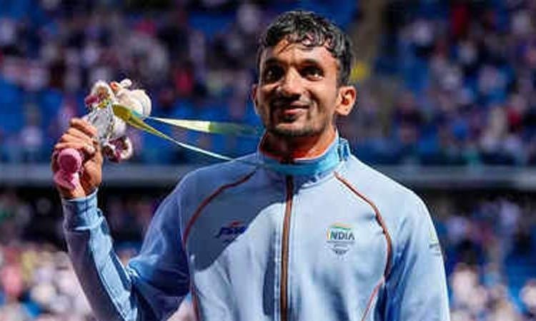 ഏഷ്യൻ അത്ലറ്റിക്സിൽ മലയാളി ജമ്പ്, അബൂബക്കറിന് സ്വർണ്ണം